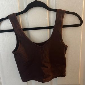 Seamless brown cropped tank top